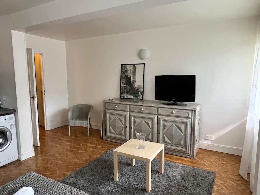 Appartement Harmonie - Affaires & Loisirs A Rueil Extérieur photo